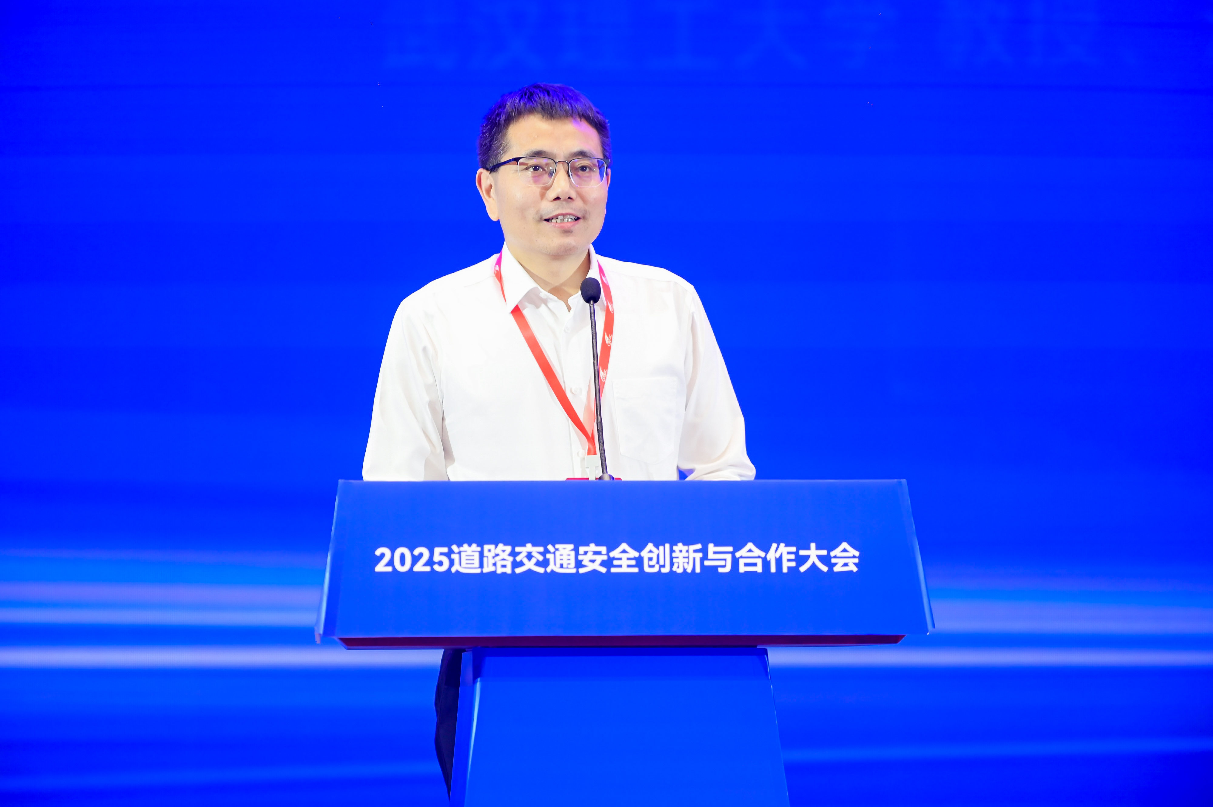 智能车辆对道路交通的影响及安全监管-吴超仲