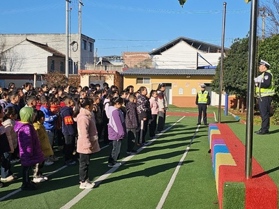 长安：“协同共治”破解城乡交管难题