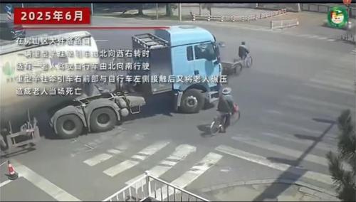 右转牢记停车观察，规范操作可防事故！