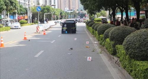 驾车途中扭头分神，疏忽大意酿成大祸！