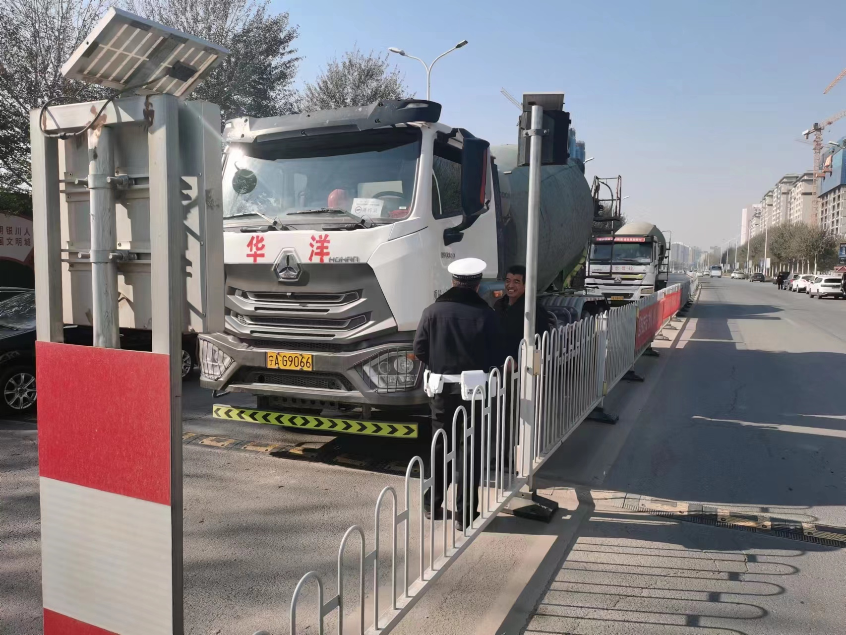 非法改装不可取 现场拆解除隐患！