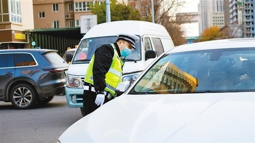 全力以赴同心抗疫最新推荐