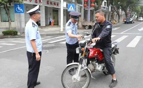 海南交警即日起专项整治农村地区交通违法